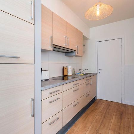 Ruim En Warm Appartement In De Winkelstraat Van Oostende Dış mekan fotoğraf