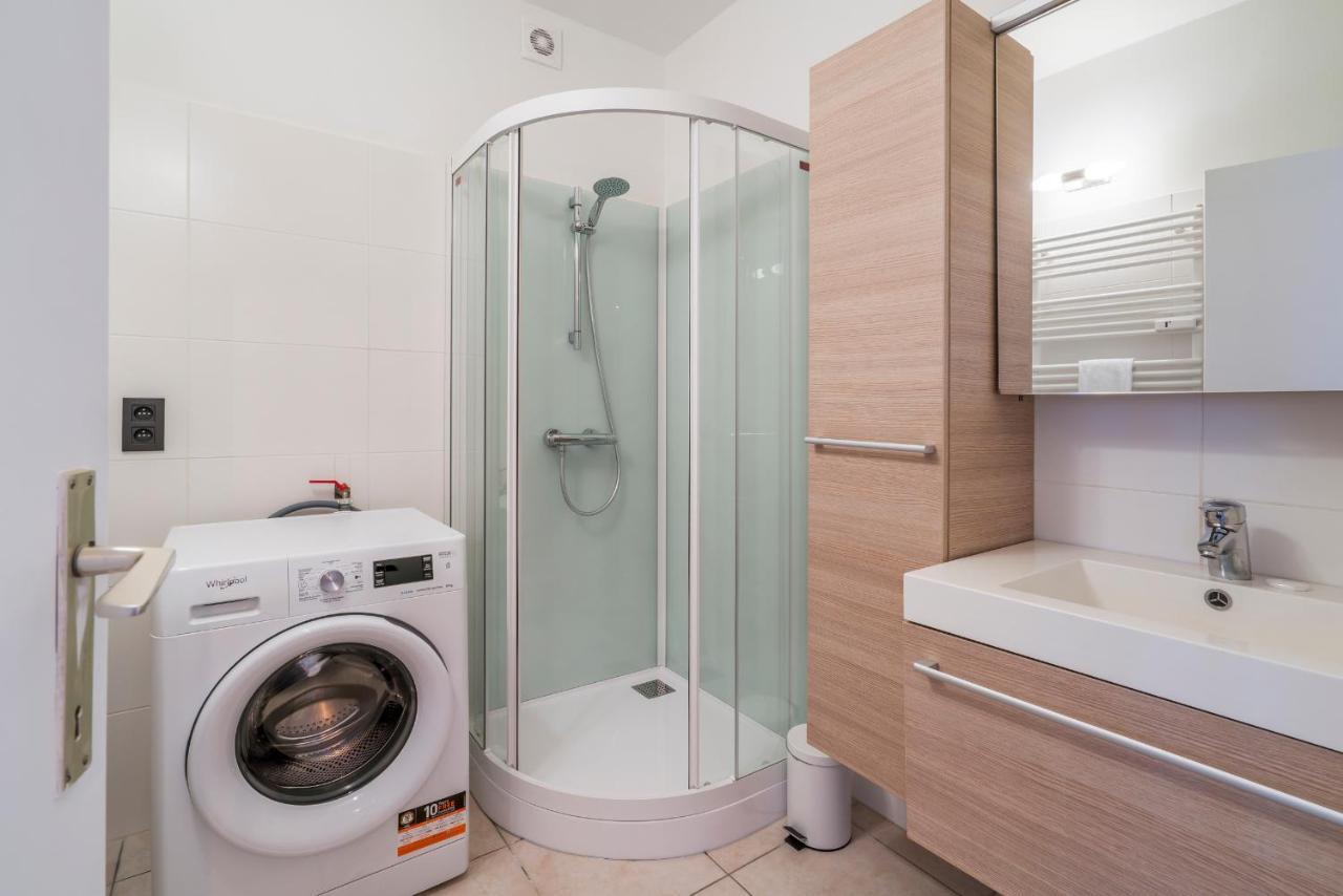 Ruim En Warm Appartement In De Winkelstraat Van Oostende Dış mekan fotoğraf