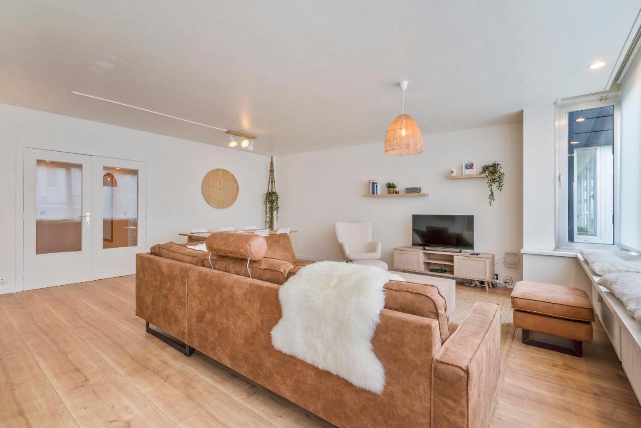 Ruim En Warm Appartement In De Winkelstraat Van Oostende Dış mekan fotoğraf