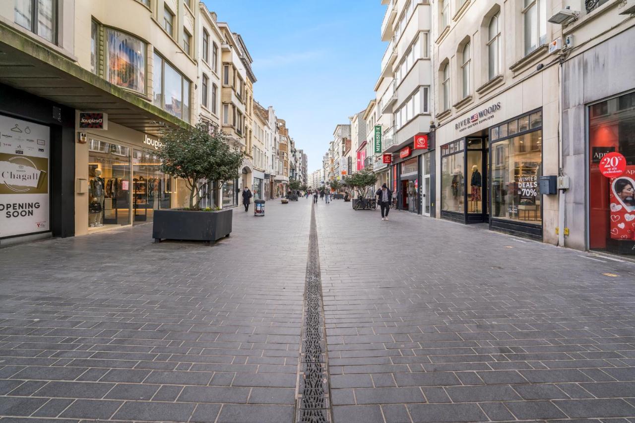 Ruim En Warm Appartement In De Winkelstraat Van Oostende Dış mekan fotoğraf