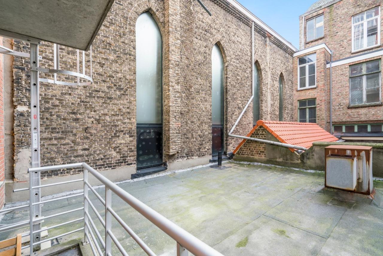 Ruim En Warm Appartement In De Winkelstraat Van Oostende Dış mekan fotoğraf